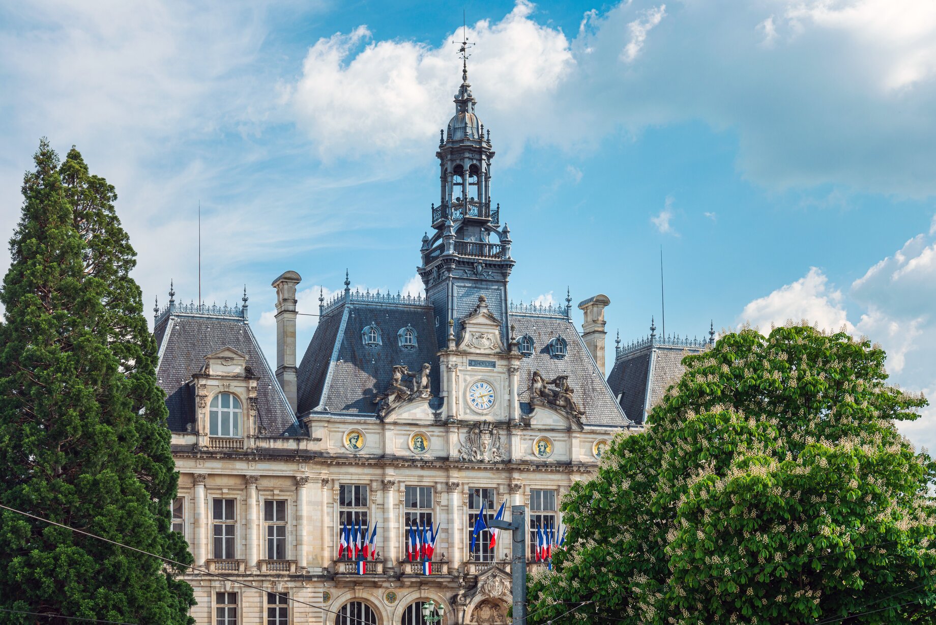 Signature électronique d'un document en mairie